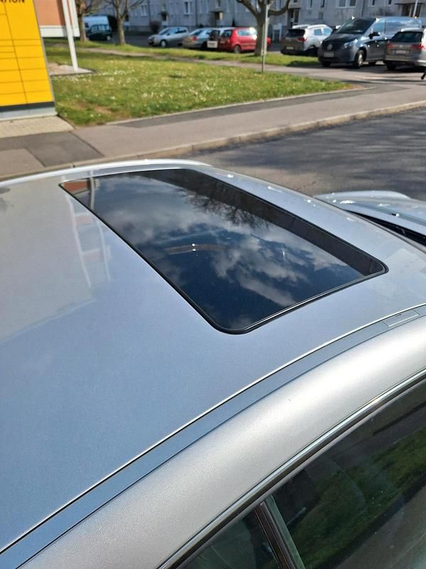 Gebraucht Mercedes CLK320 218 PS (160 kW) 2003 Silber Coupé