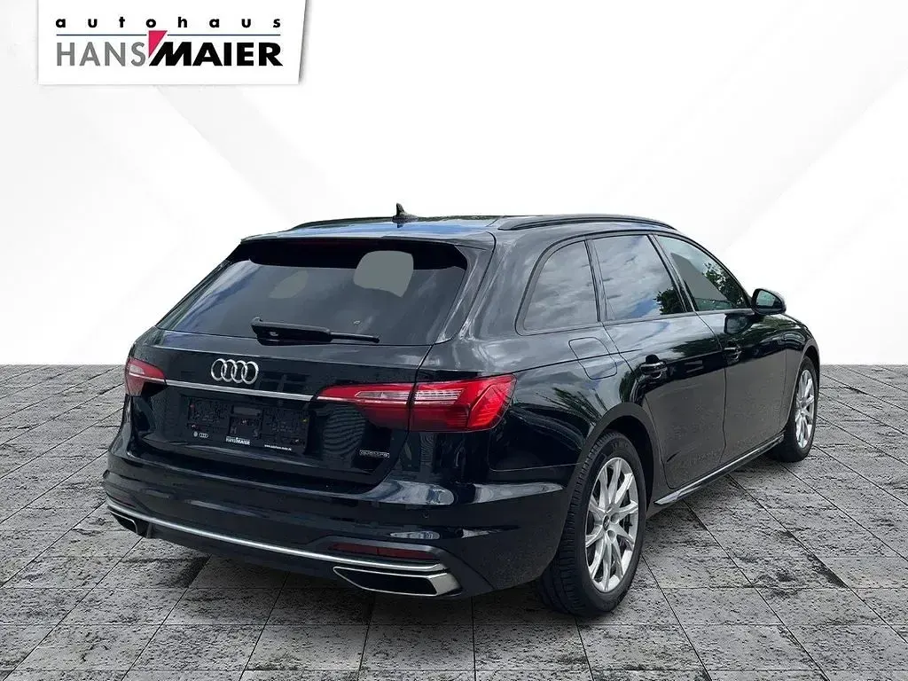 Gebraucht Audi A4 Advanced 204 PS (150 kW) 2023 Schwarz Kombi