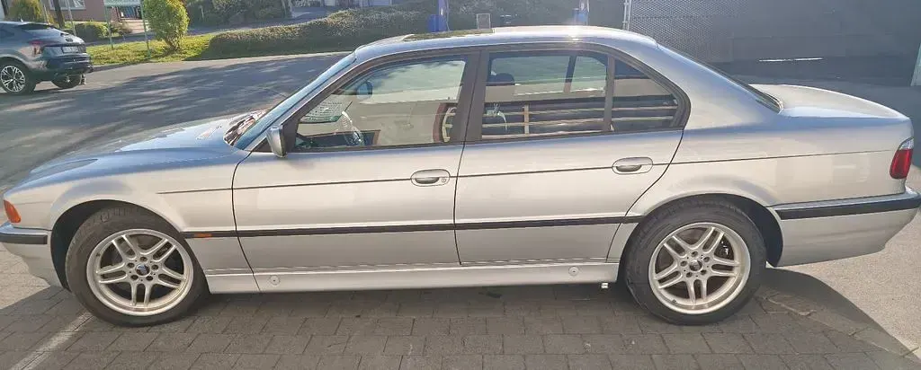 Gebraucht BMW 728 M Sport 193 PS (141 kW) 1997 Silber Limousine