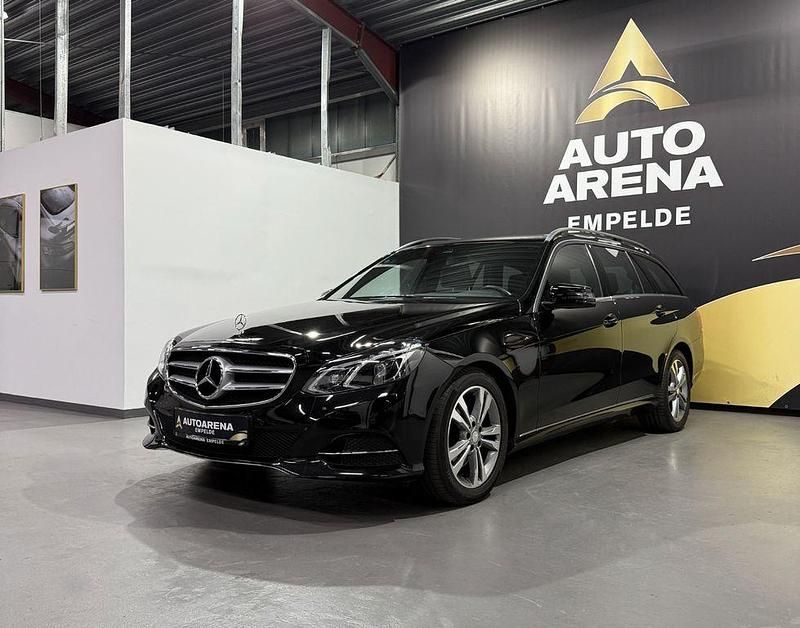 Schwarz Gebraucht 2014 Mercedes E350 Kombi | 17.999 € (Fairer Preis) - Bild 1/4