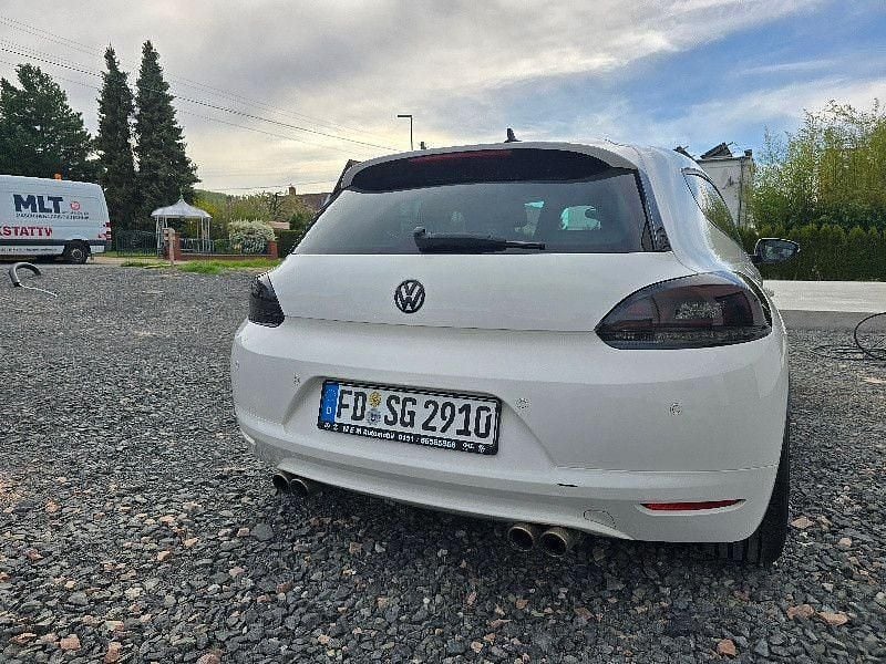 Usata VW Scirocco 122 CV (89 kW) 2012 Bianco Coupé