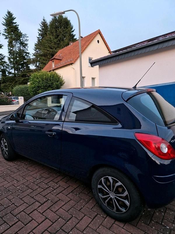 Blau Gebraucht 2009 Opel Corsa Kleinwagen | 2.500 € (Fairer Preis) - Bild 1/4