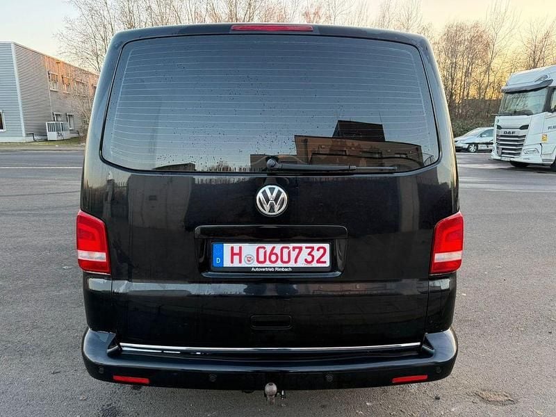 Gebraucht VW Multivan Comfortline 140 PS (102 kW) 2010 Schwarz Van