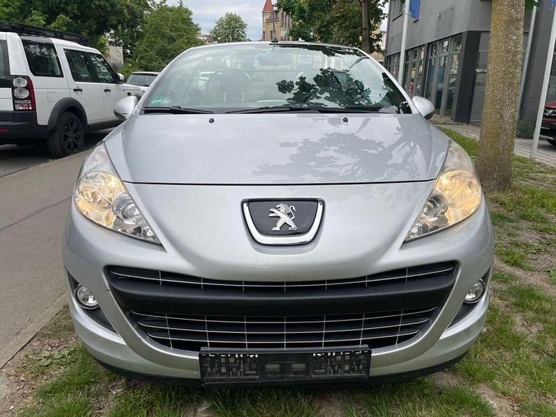 Gebraucht Peugeot 207 CC Active 120 PS (88 kW) 2013 Grau Cabrio