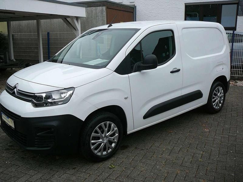 Blanc banquise Gebraucht 2021 Citroën Berlingo Van / Kleinbus | 12.500 € (Superpreis) - Bild 1/4