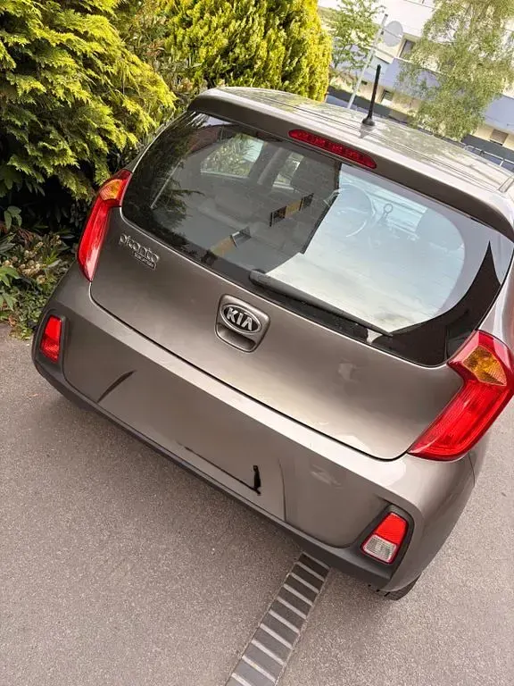 Gebraucht Kia Picanto 67 PS (49 kW) 2016 Grau Kleinwagen