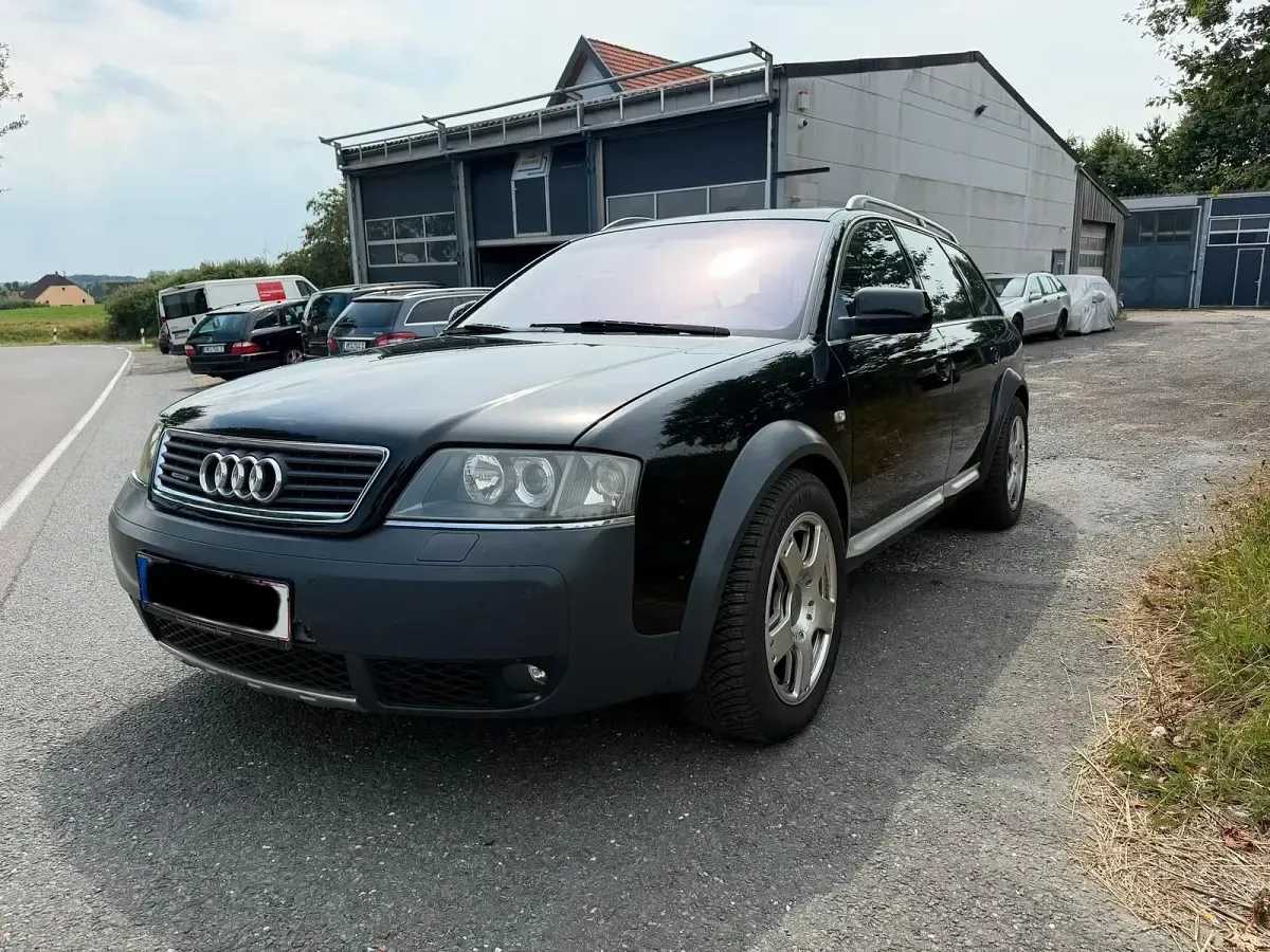 Gebraucht Audi A6 Allroad 179 PS (131 kW) 2002 Schwarz Kombi