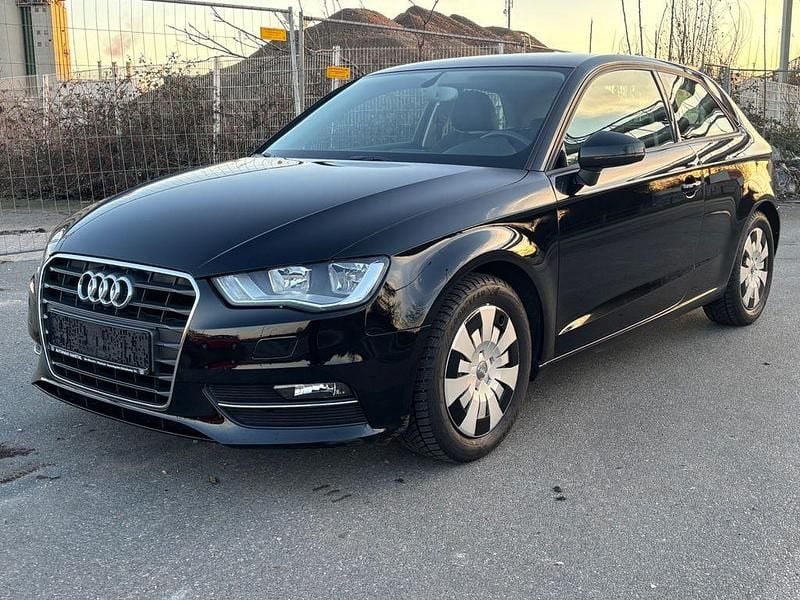 Schwarz Gebraucht 2014 Audi A3 Ambition Coupé | 13.450 € (Fairer Preis) - Bild 1/4