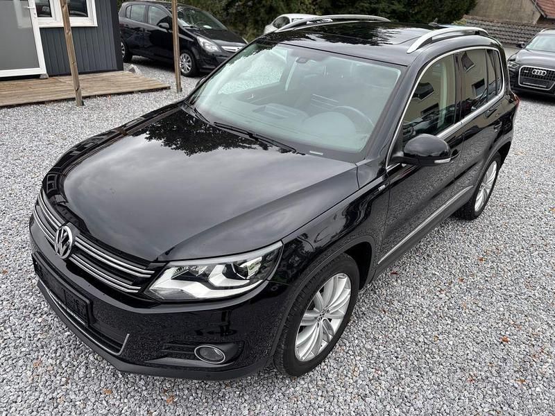 Schwarz Gebraucht 2014 VW Tiguan Sportline SUV | 14.790 € (Etwas zu teuer) - Bild 1/4
