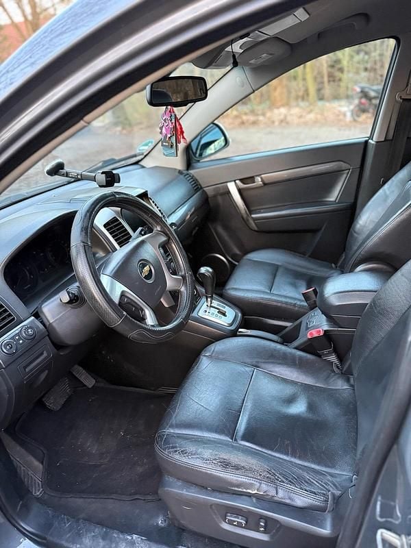 Gebraucht Chevrolet Captiva LT 150 PS (110 kW) 2010 Silber SUV