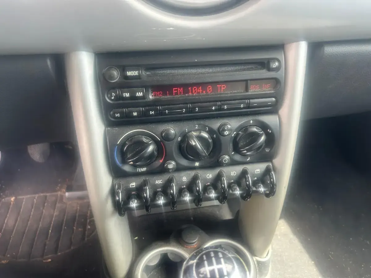 Gebraucht Mini Cooper 115 PS (84 kW) 2003 Blau Kleinwagen