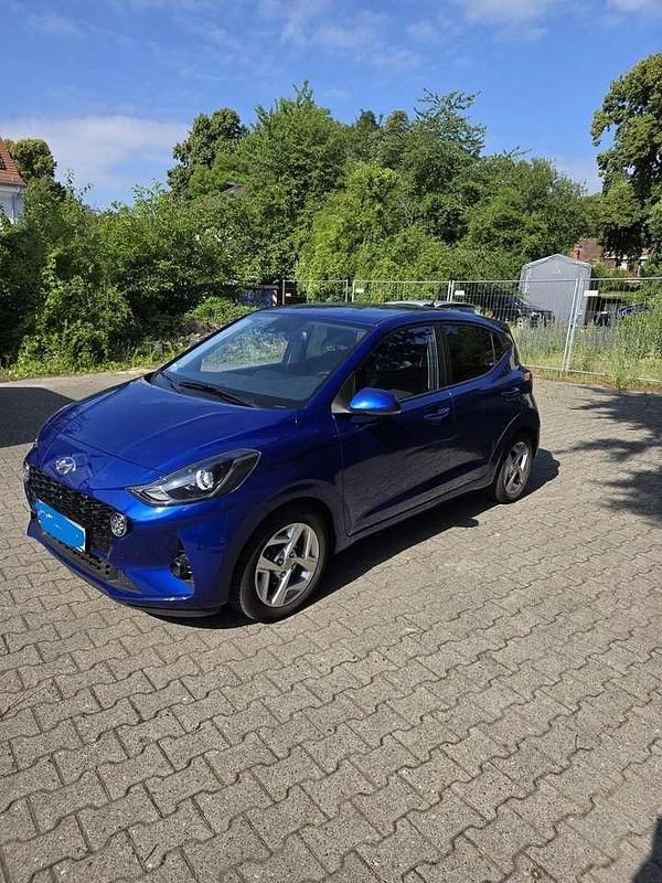 Blau Gebraucht 2022 Hyundai i10 Prime Kleinwagen | 14.300 € (Guter Preis) - Bild 1/4