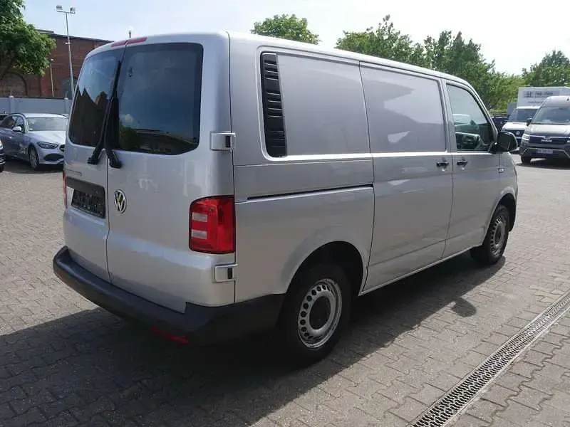 Gebraucht VW T6 150 PS (110 kW) 2018 Silber Van