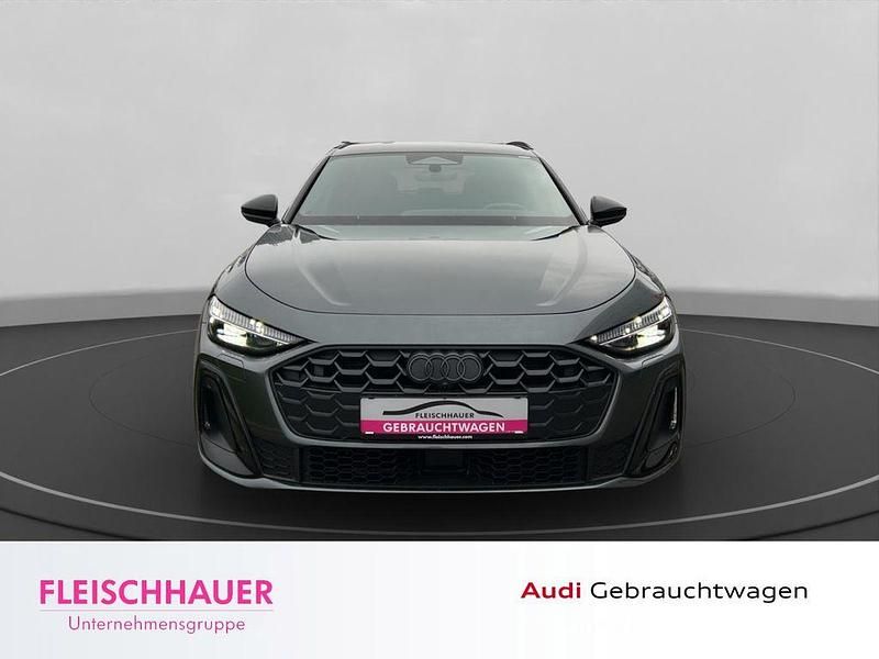 Gebraucht Audi A5 S-Line 204 PS (150 kW) 2024 Grau Coupé