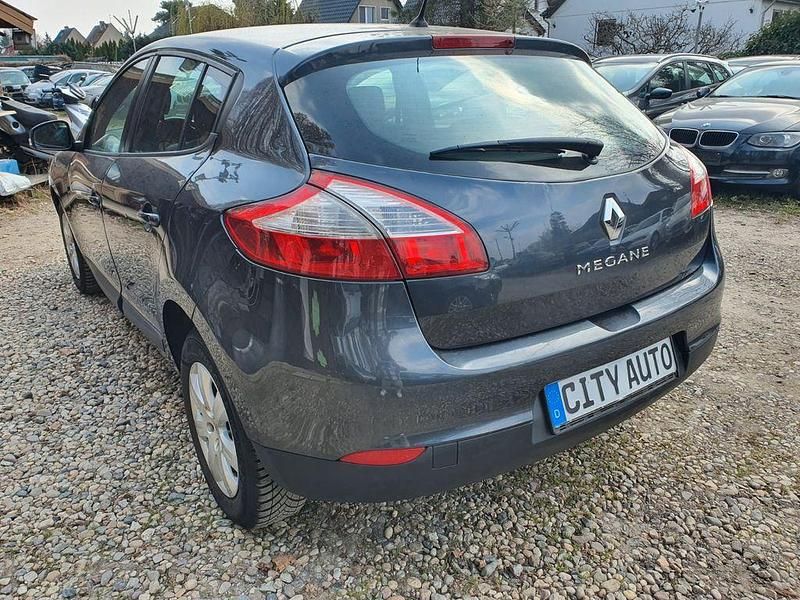 Gebraucht Renault Mégane Initiale Paris 101 PS (74 kW) 2013 Grau Limousine