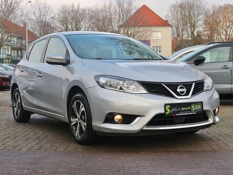 Gebraucht Nissan Pulsar Acenta 116 PS (85 kW) 2017 Silver (m) Limousine