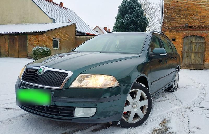 Gebraucht Skoda Octavia 140 PS (102 kW) 2007 Grün Kombi