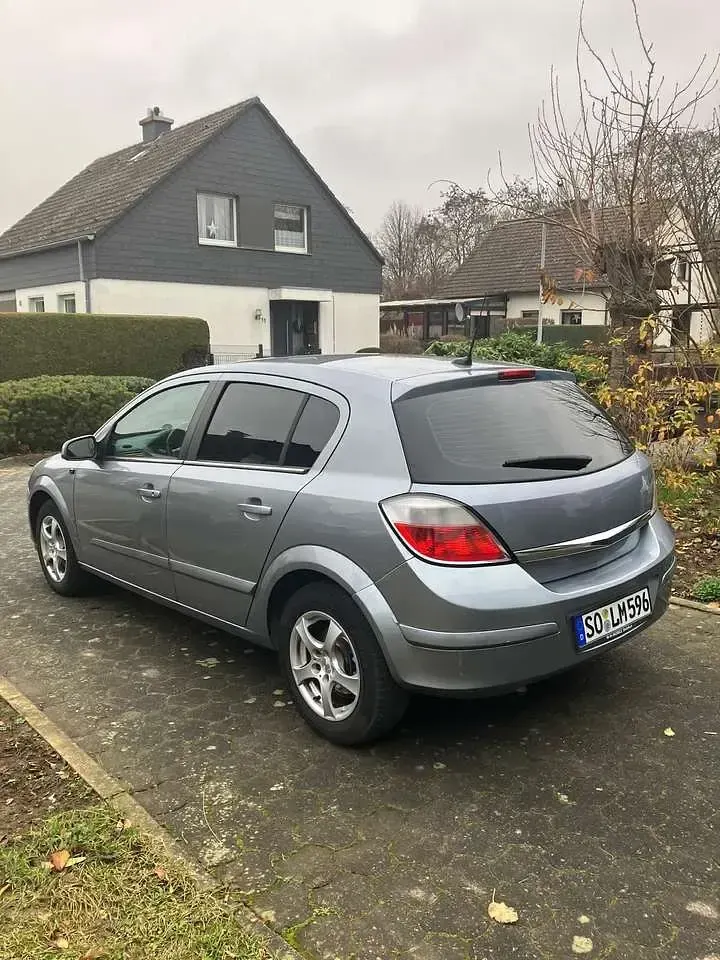 Gebraucht Opel Astra 125 PS (91 kW) 2004 Limousine