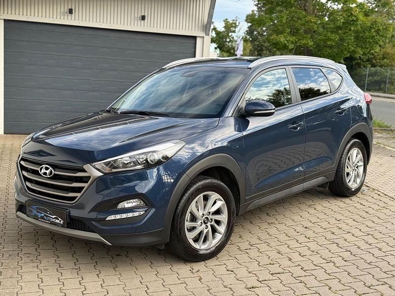 Blau Gebraucht 2017 Hyundai Tucson SUV | 19.950 € (Fairer Preis) - Bild 1/4