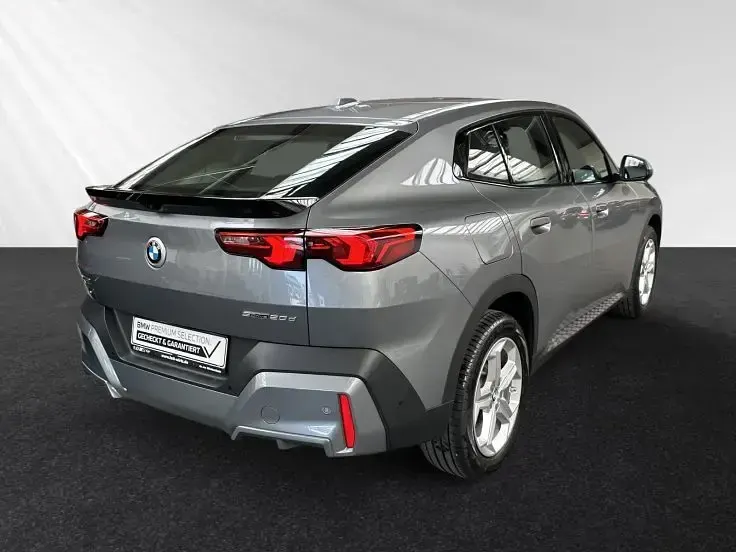 Gebraucht BMW X2 Efficient Dynamics 163 PS (119 kW) 2025 Skyscraper grau metallic SUV