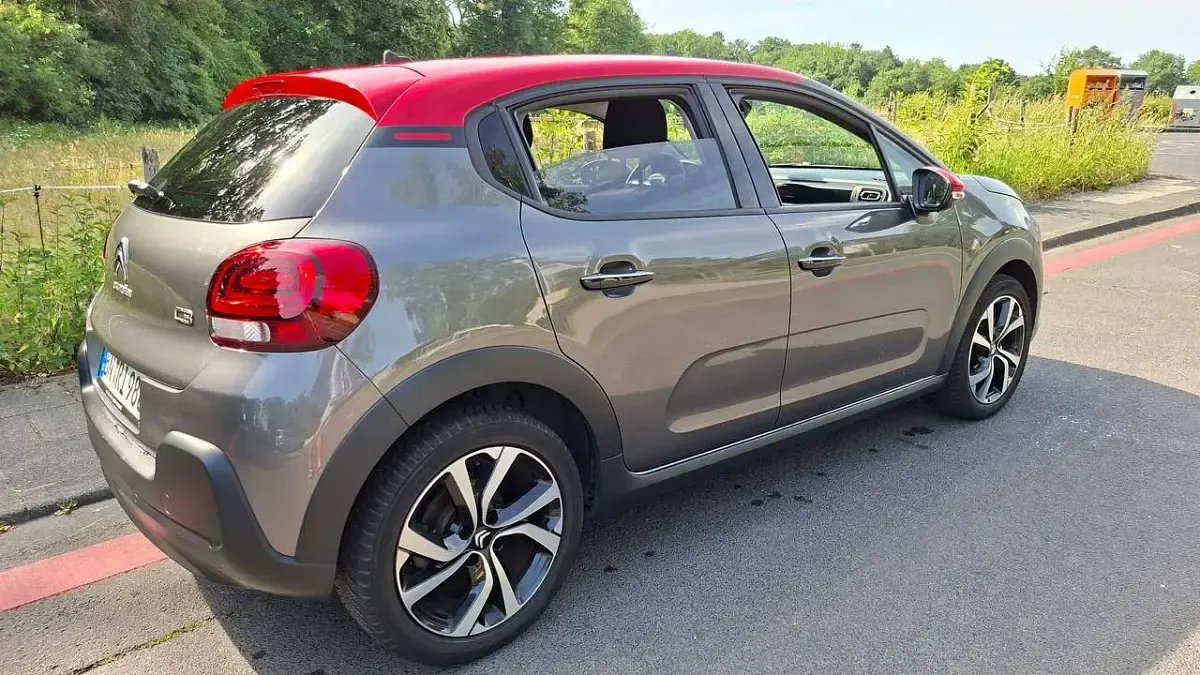 Gebraucht Citroën C3 PureTech 110 PS (80 kW) 2023 Grau Kleinwagen