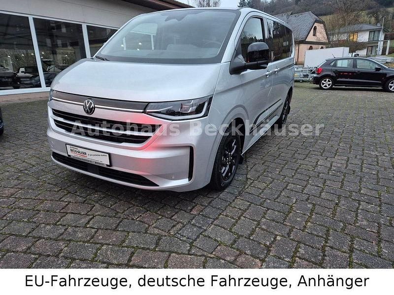 Neu VW T7 150 PS (110 kW) 2026 Grau Van