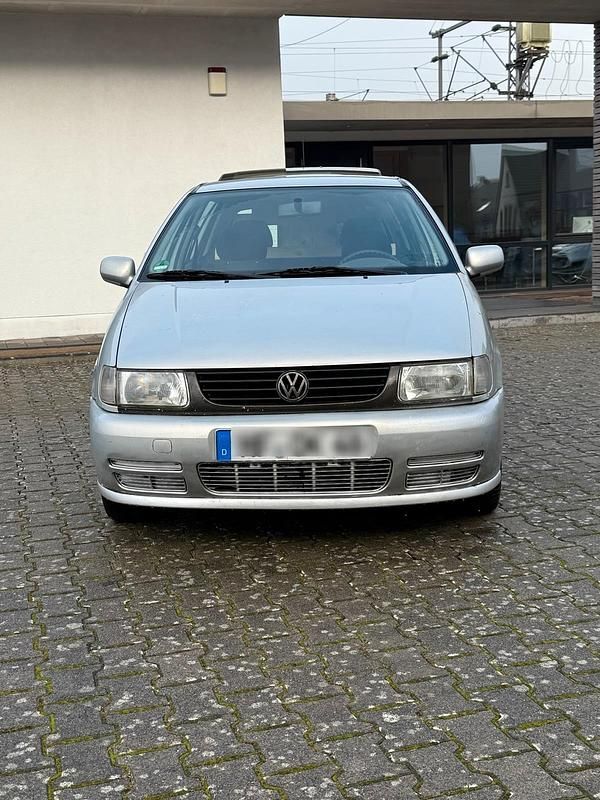 Silber Gebraucht 1999 VW Polo Kleinwagen | 1.400 € - Bild 1/4