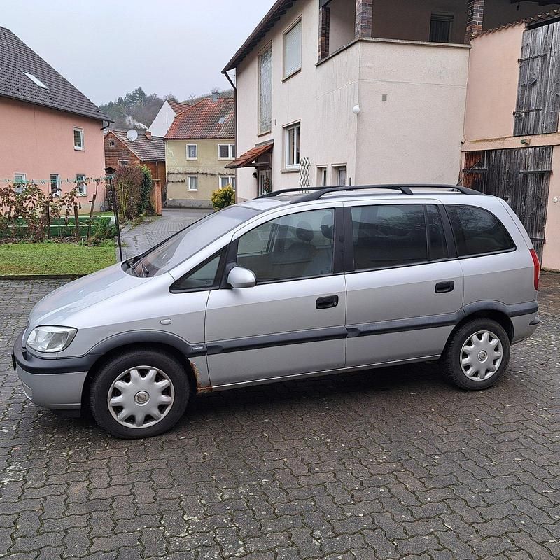 Silber Gebraucht 2000 Opel Zafira Van / Kleinbus | 480 € (Superpreis) - Bild 1/4