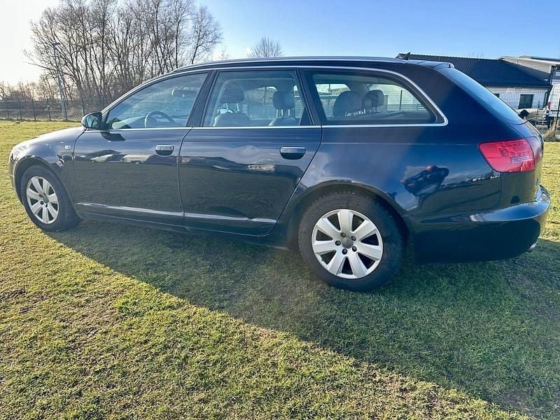 Gebraucht Audi A6 Business 209 PS (153 kW) 2007 Blau Kombi