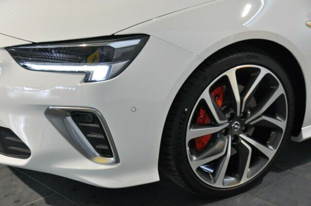 Gebraucht Opel Insignia 230 PS (169 kW) 2021 Weiß Limousine