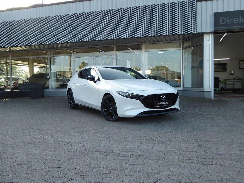 Weiß Neu 2025 Mazda 3 Homura-Line Limousine | 26.490 € - Bild 1/2