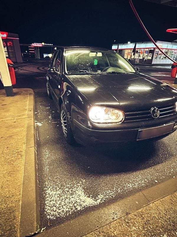 Gebraucht VW Golf IV 105 PS (77 kW) 2001 Schwarz Limousine