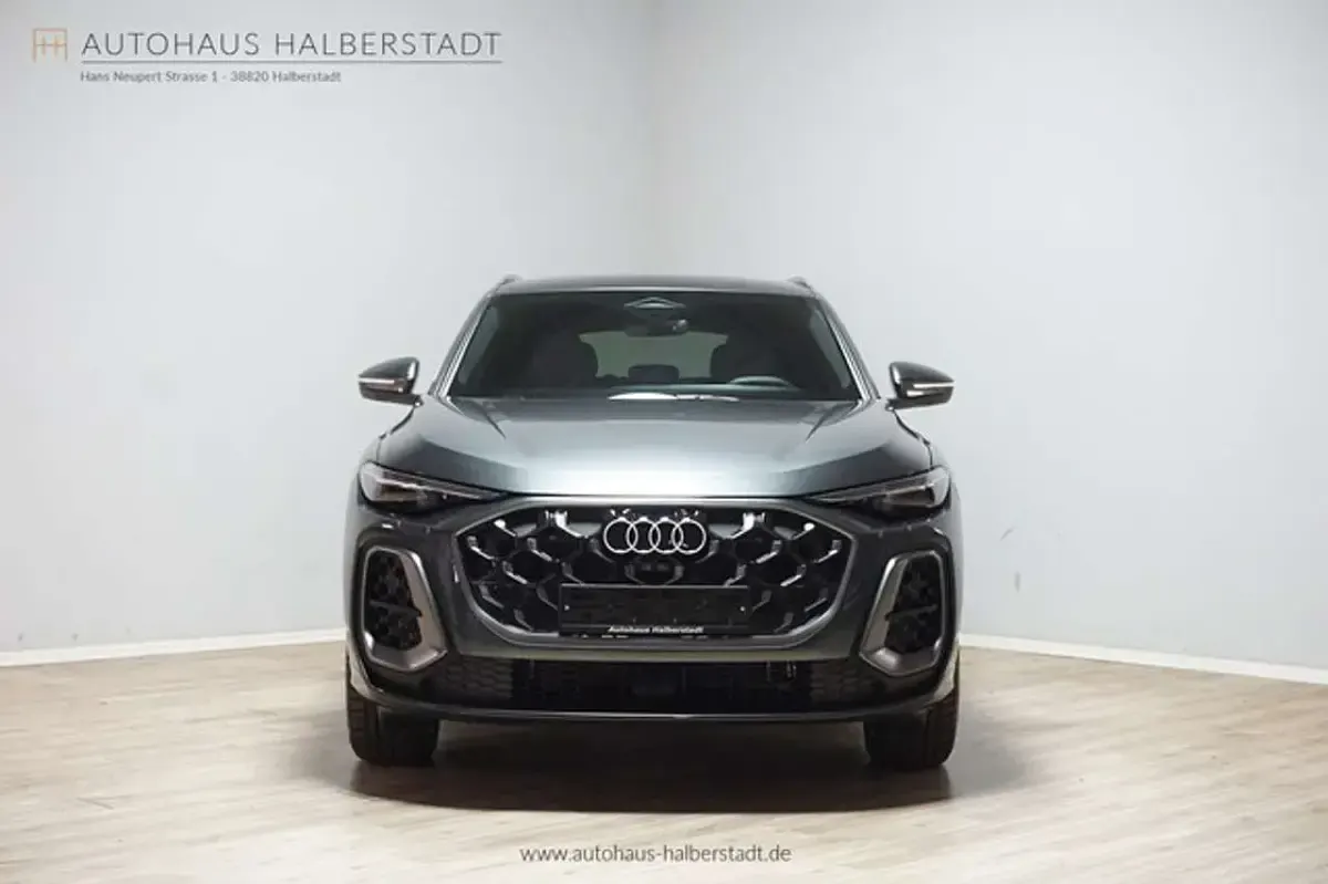 Gebraucht Audi Q5 S-Line 204 PS (150 kW) 2026 Daytonagrau perleffekt SUV