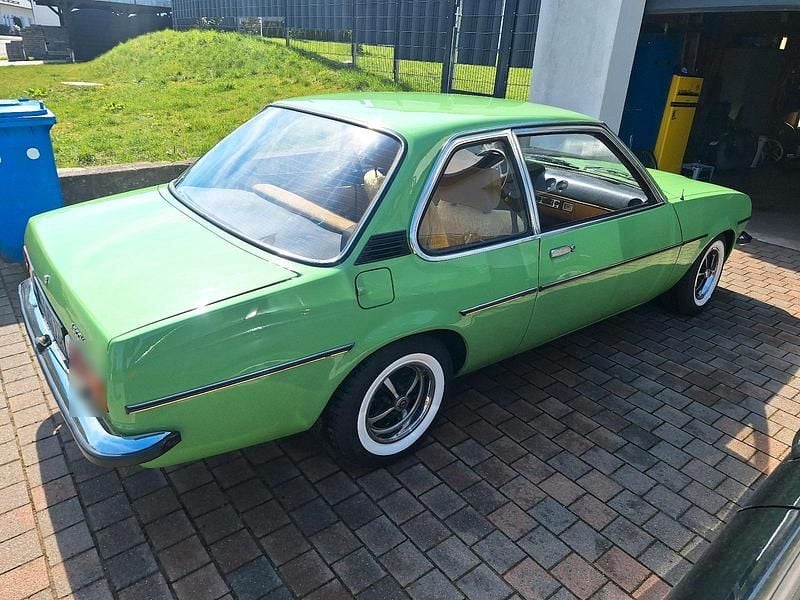 Second-hand Opel Ascona 90 CP (66 kW) 1978 Verde Berlinǎ