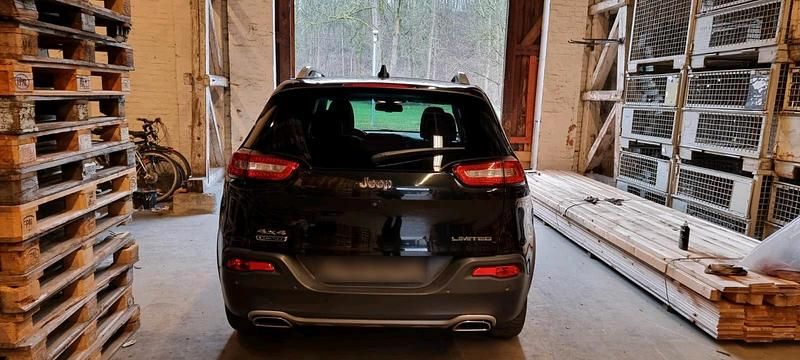 Gebraucht Jeep Cherokee 200 PS (147 kW) 2016 Schwarz SUV