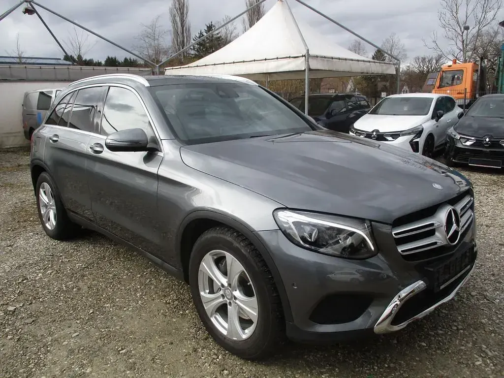 Gebraucht Mercedes GLC220 AMG 170 PS (125 kW) 2015 Grau SUV