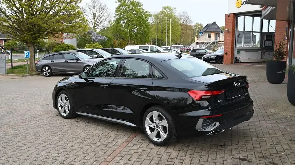 Gebraucht Audi A3 S-Line 150 PS (110 kW) 2021 Schwarz Limousine