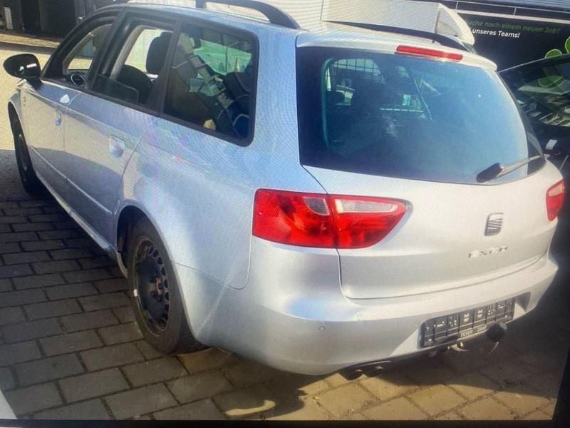 Gebraucht Seat Exeo Sport 143 PS (105 kW) 2010 Silber Kombi