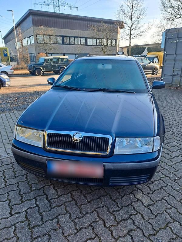 Gebraucht Skoda Octavia 115 PS (84 kW) 2002 Blau Kombi