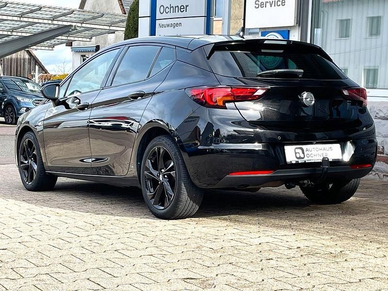 Gebraucht Opel Astra Elegance 122 PS (89 kW) 2020 Schwarz Limousine