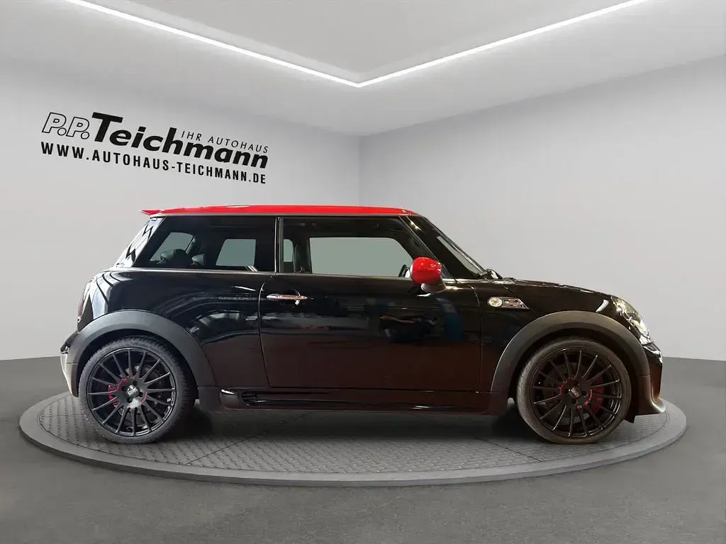Gebraucht Mini John Cooper Works 211 PS (155 kW) 2011 Schwarz Kleinwagen