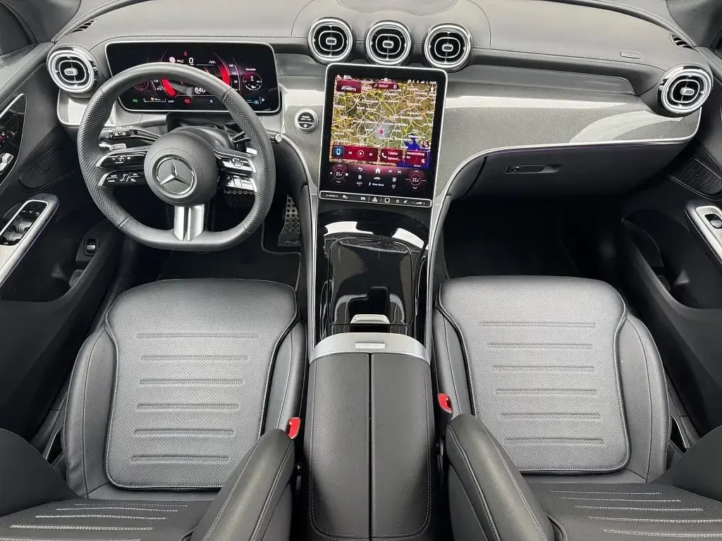 Gebraucht Mercedes GLC200 AMG 204 PS (150 kW) 2025 Schwarz SUV