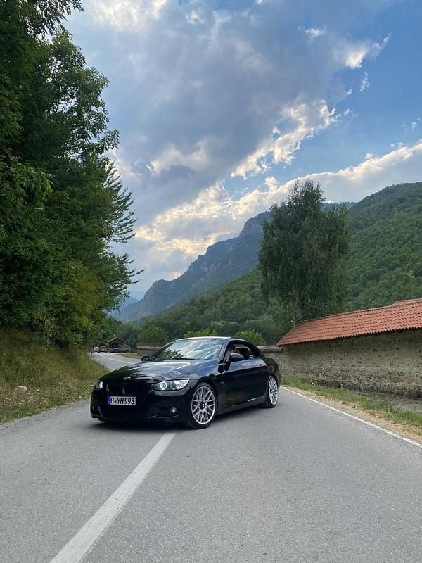 Schwarz Gebraucht 2007 BMW 330 Cabriolet M Sport Cabrio | 13.000 € (Guter Preis) - Bild 1/4