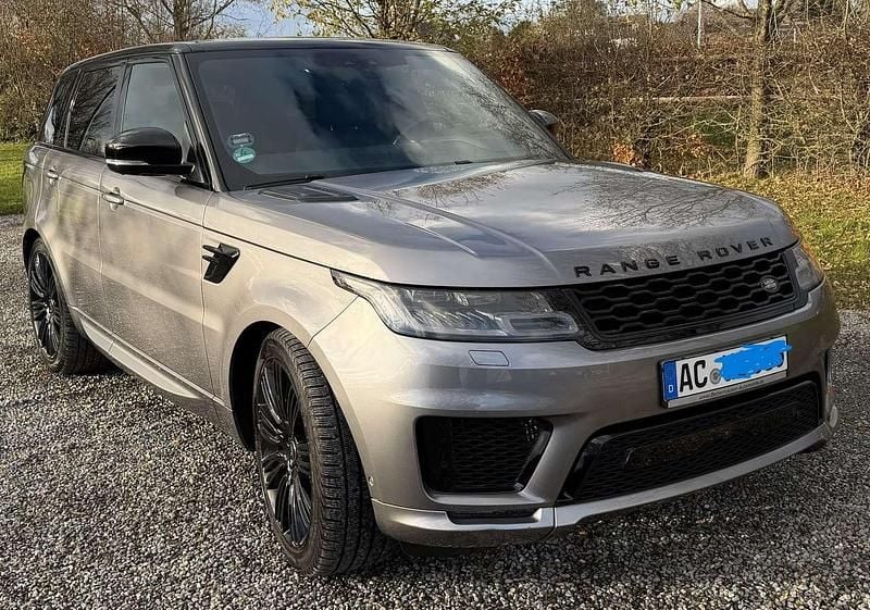 Grau Gebraucht 2020 Land Rover Range Rover Sport HSE Dynamic SUV | 47.500 € (Guter Preis) - Bild 1/4