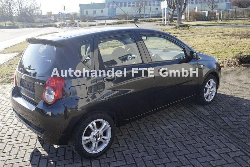 Gebraucht Chevrolet Aveo LT 101 PS (74 kW) 2011 Schwarz Kleinwagen