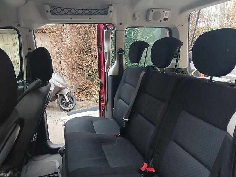 Gebraucht Citroën Berlingo 75 PS (55 kW) 2006 Rot Van / Kleinbus