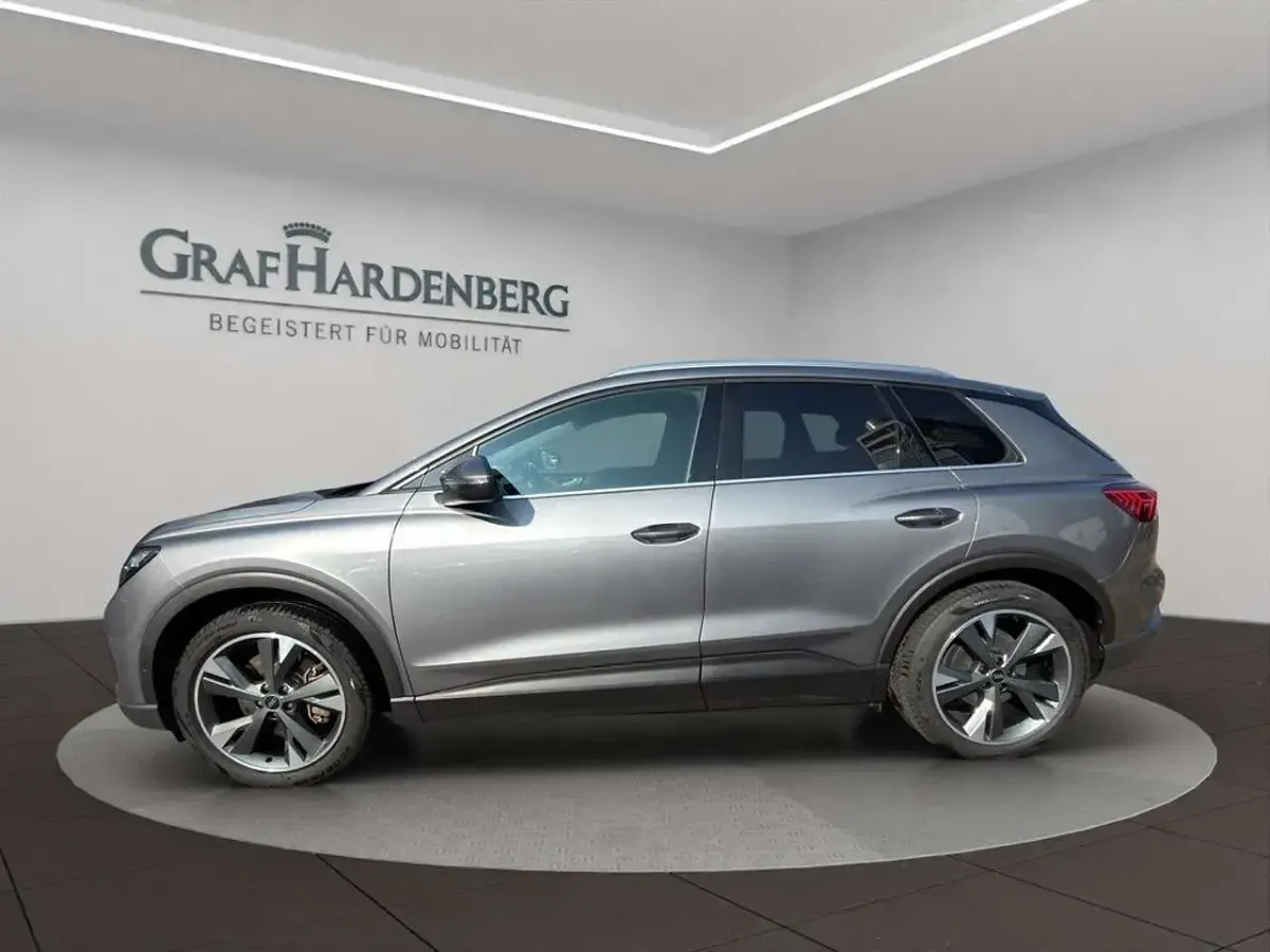 Second-hand Audi Q4 e-tron 150 kW (204 CP) 2023 Gri SUV