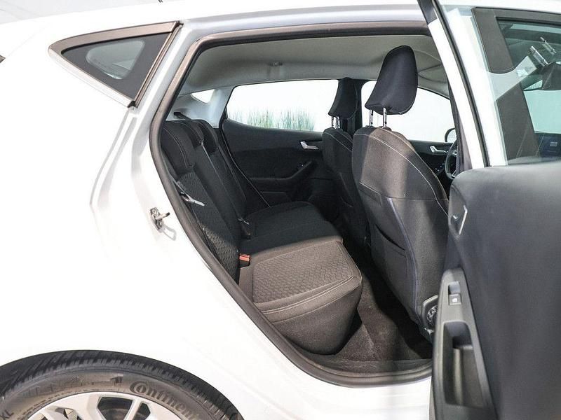 Gebraucht Ford Fiesta Titanium 101 PS (74 kW) 2022 Weiß Kleinwagen