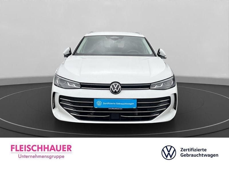 Gebraucht VW Passat 204 PS (150 kW) 2025 Weiss Kombi