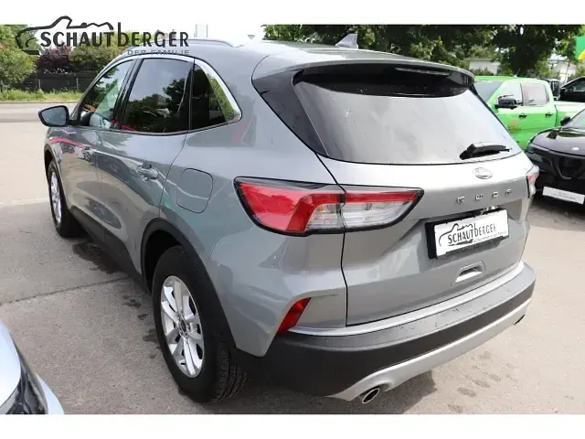 Gebraucht Ford Kuga Titanium 150 PS (110 kW) 2021 Silber SUV